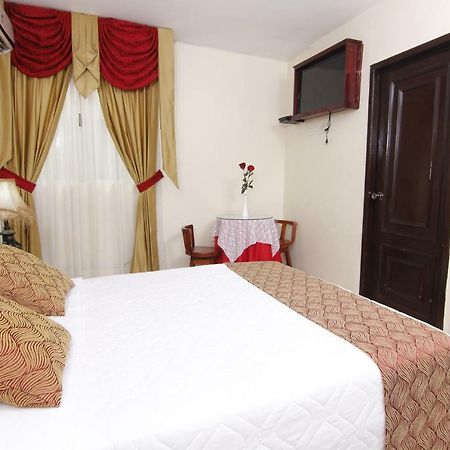 Hotel Flor De Liz กวายากิล ภายนอก รูปภาพ