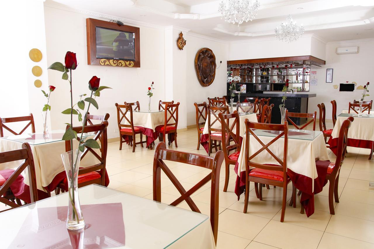 Hotel Flor De Liz กวายากิล ภายนอก รูปภาพ